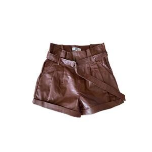 Madden NYC faux leather belted shorts ⭐️
